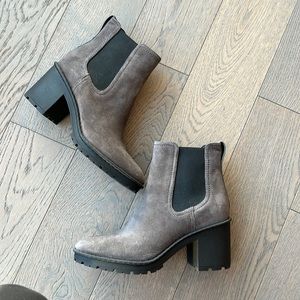 Vince - Grey Suede Boots